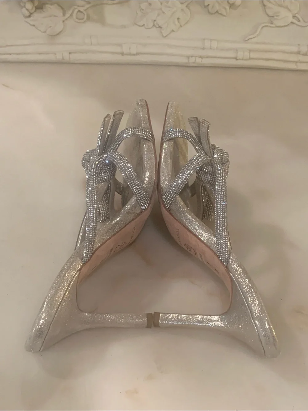 Loeffler Randall Mikel Silver Strass Bow Sandals Size 8 B